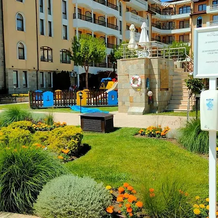 Apartcomplex Royal Sun Slantchev Briag