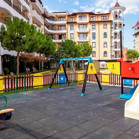 Apartcomplex Royal Sun Appart hôtel 3*