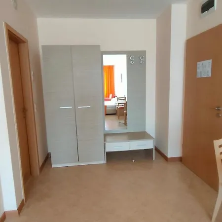 Apartcomplex Royal Sun 3*