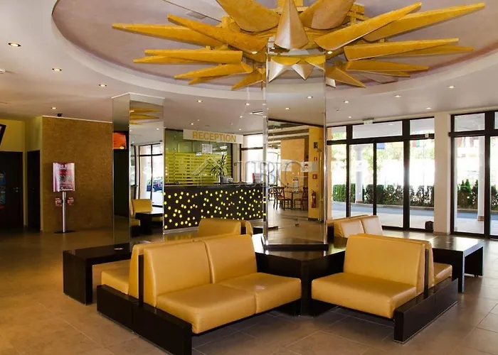 Апарт-готель Apartcomplex Royal Sun Сонячний Берег