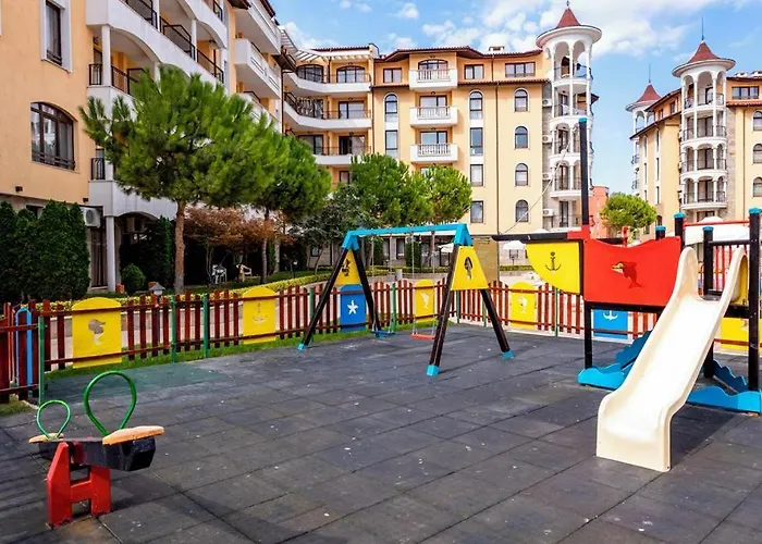 Apartcomplex Royal Sun Апарт-готель 3*