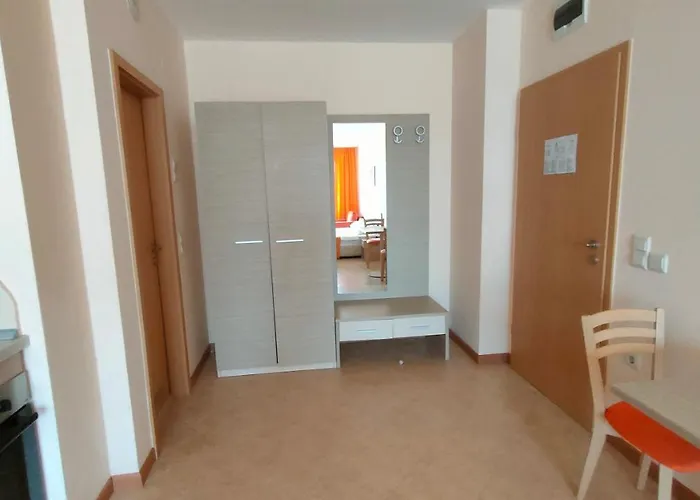 Apartcomplex Royal Sun 3*