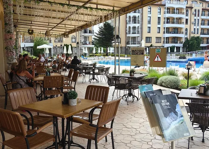 Апарт-готель Apartcomplex Royal Sun Сонячний Берег
